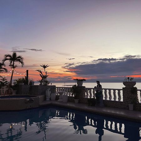 Sunset Beach Resort Moalboal Exterior foto