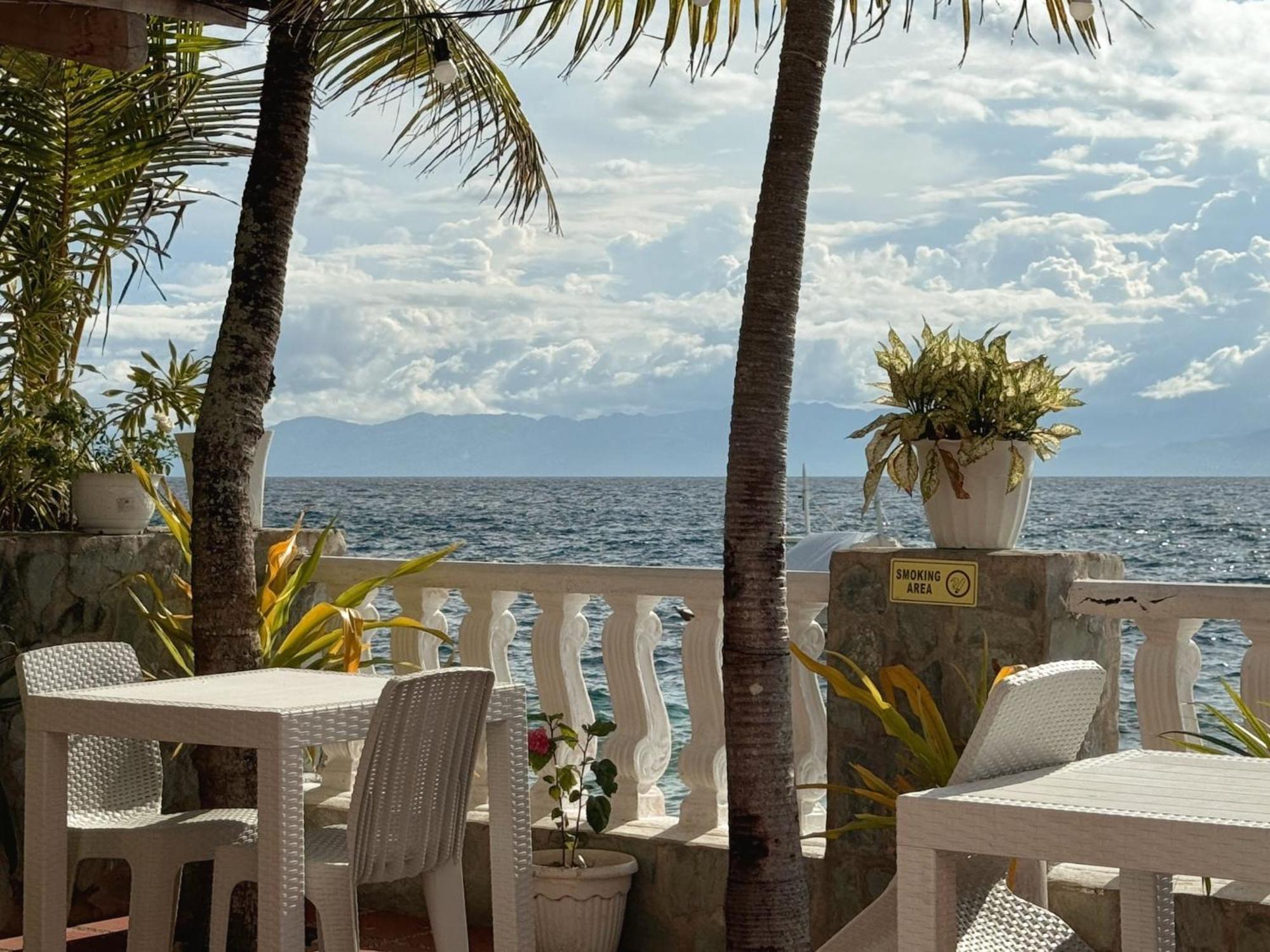 Sunset Beach Resort Moalboal Exterior foto