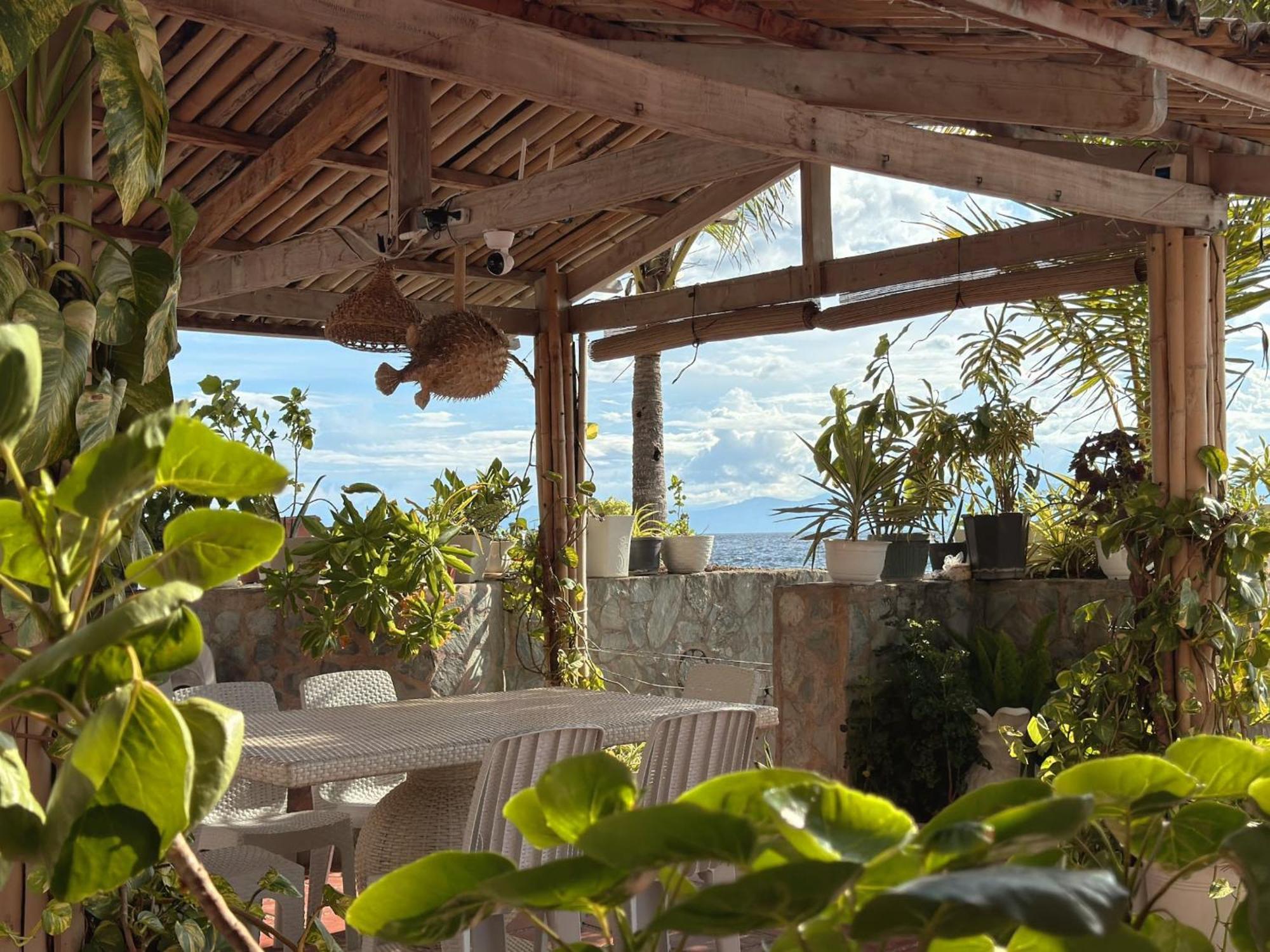 Sunset Beach Resort Moalboal Exterior foto